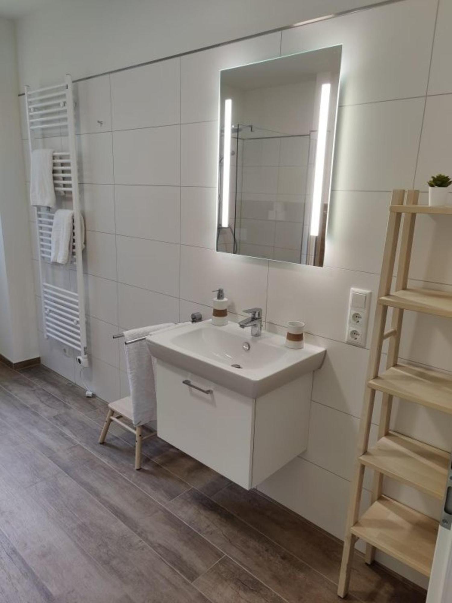 Haus Albatros Og - Exklusive Fewo Fuer 4 Personen Dangast Kültér fotó